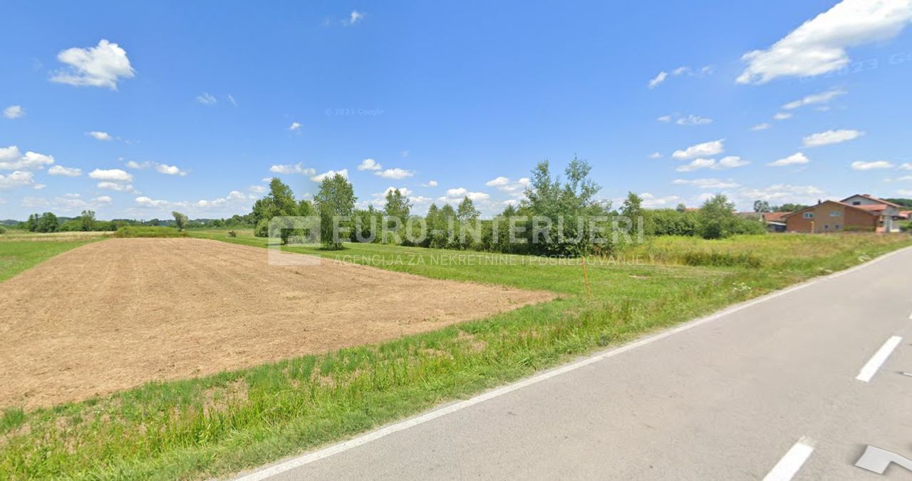Grundstück u Jakovlju, 6722m²