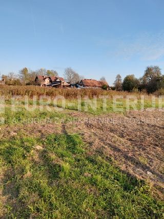 Grundstück u Dugo Selu, 1427m², slika 2