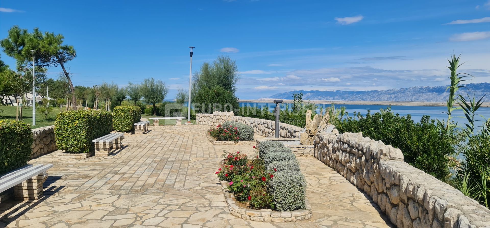 Terreno u Privlaci, 1091m²