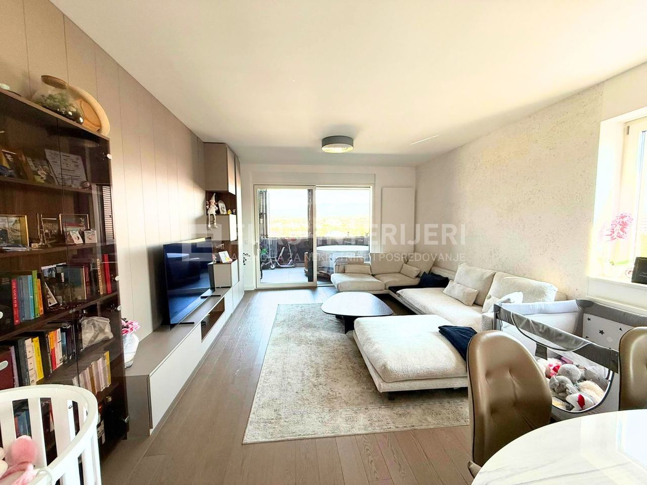 Apartment u Zagrebu, 144m², 4 sobe, slika 3
