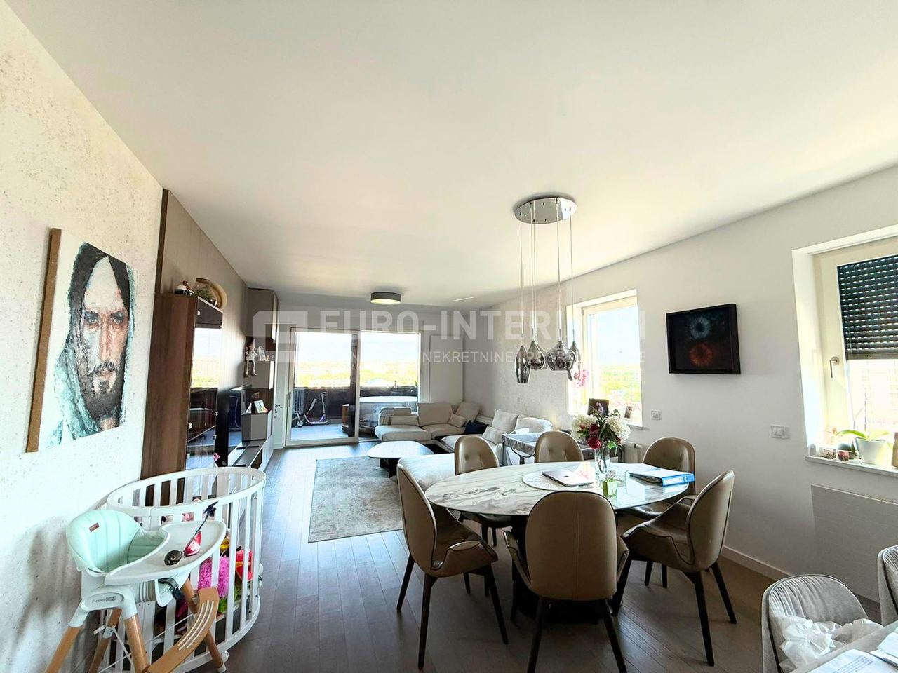Apartment u Zagrebu, 144m², 4 sobe, slika 4