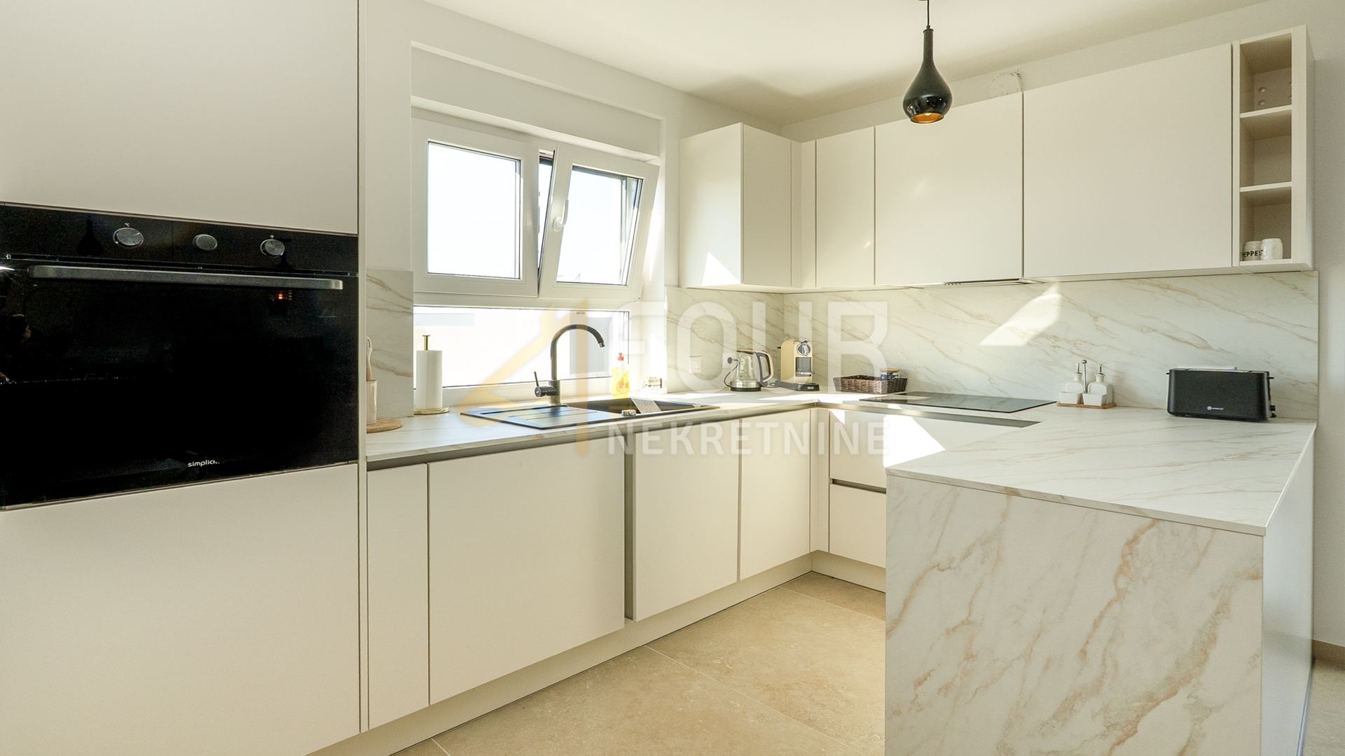 Apartment u Tar-Vabrizi, 193.88m², 3 sobe, slika 4