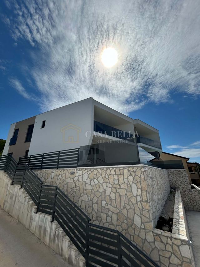 Casa u Crikvenici, 135m², 4 sobe, slika 3