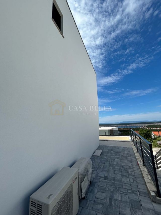 Casa u Crikvenici, 135m², 4 sobe, slika 5