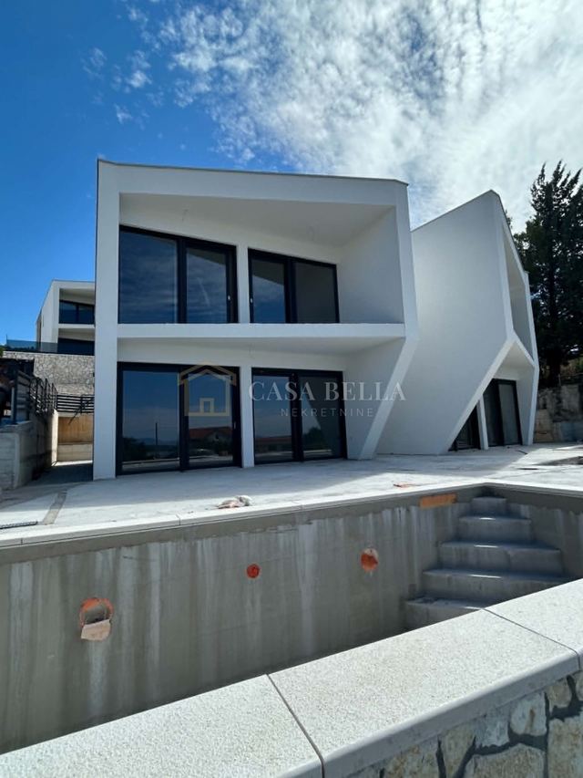 Kuća u Crikvenici, 135m², 4 sobe, slika 2