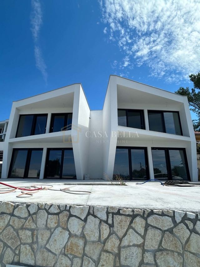 Kuća u Crikvenici, 135m², 4 sobe, slika 3