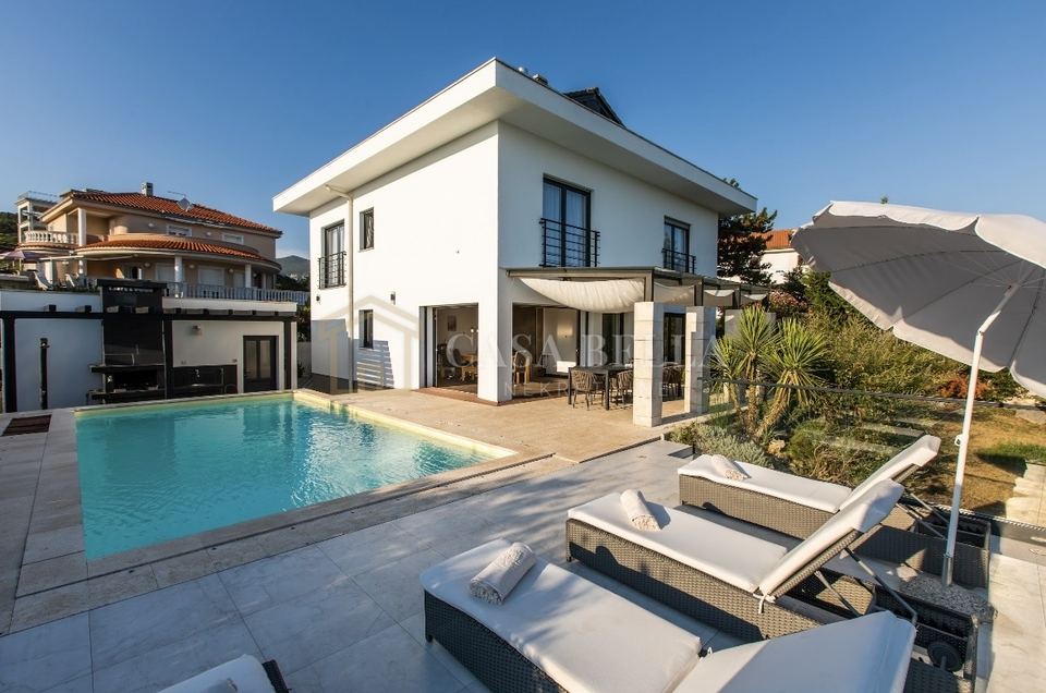 Kuća u Crikvenici, 283m², 5 soba, slika 2
