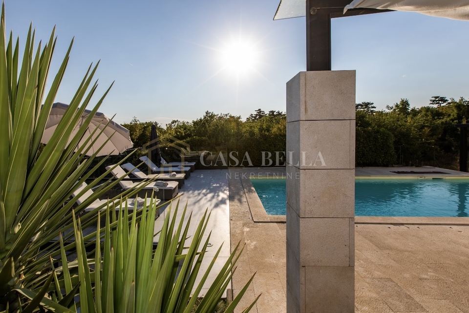 Kuća u Crikvenici, 283m², 5 soba, slika 5