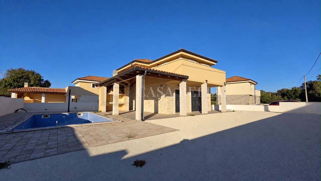 Kuća u Svetvinčenatu, 155m², 3 sobe