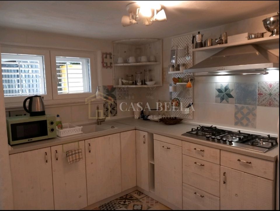 Apartment u Rabu, 36m², 1 soba, slika 2