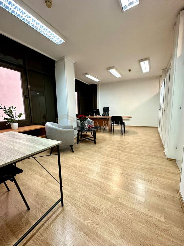 Commercial Space u Rijeci, 85m², slika 2