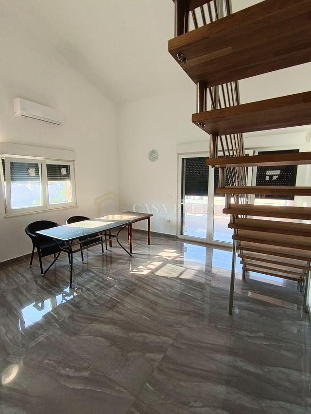 Stan u Rabu, 73m², 2 sobe