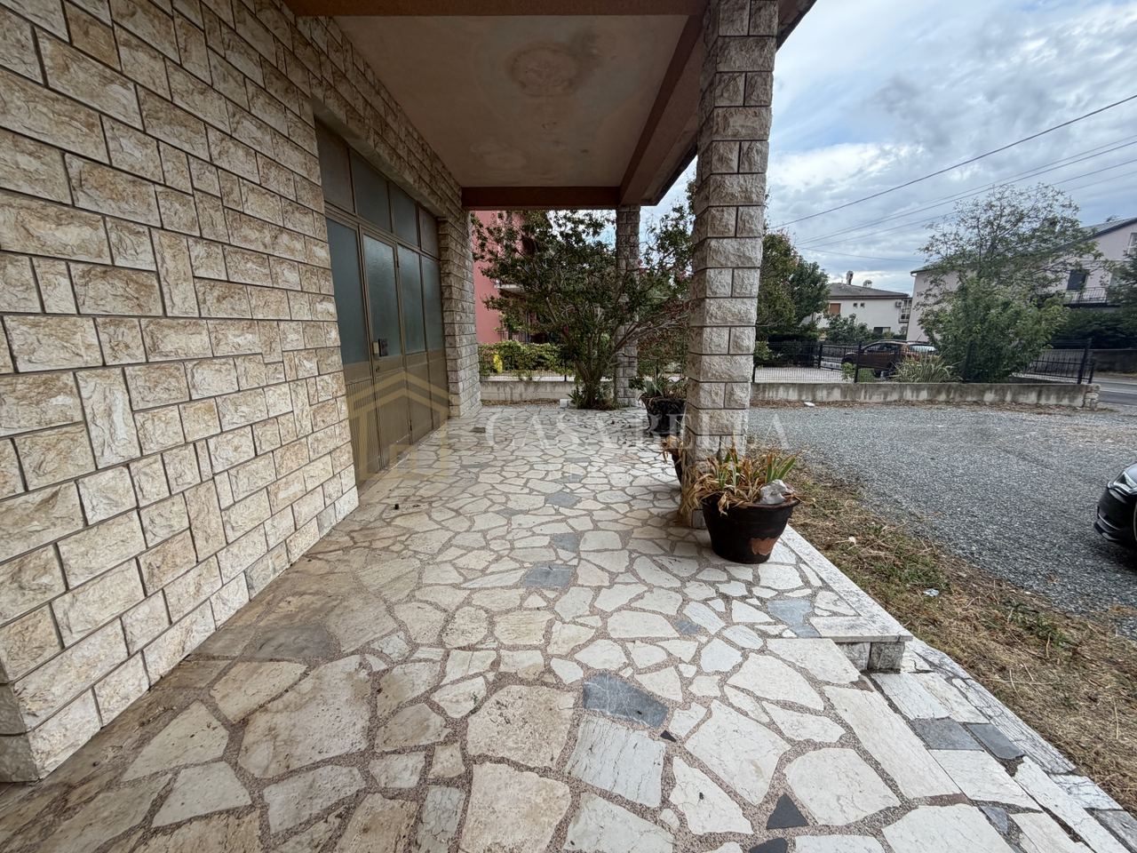 Haus u Bakaru, 460m², 3 sobe, slika 2