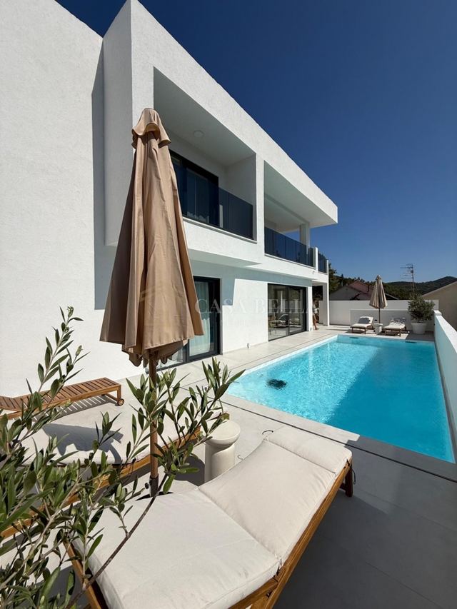 Casa u Saliu, 172m², 4 sobe, slika 2