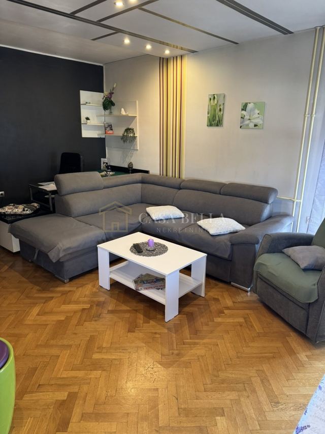 Wohnung u Rijeci, 68m², 2 sobe