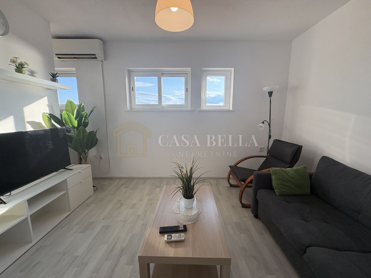 Apartment u Kostreni, 46m², 1 soba, slika 2