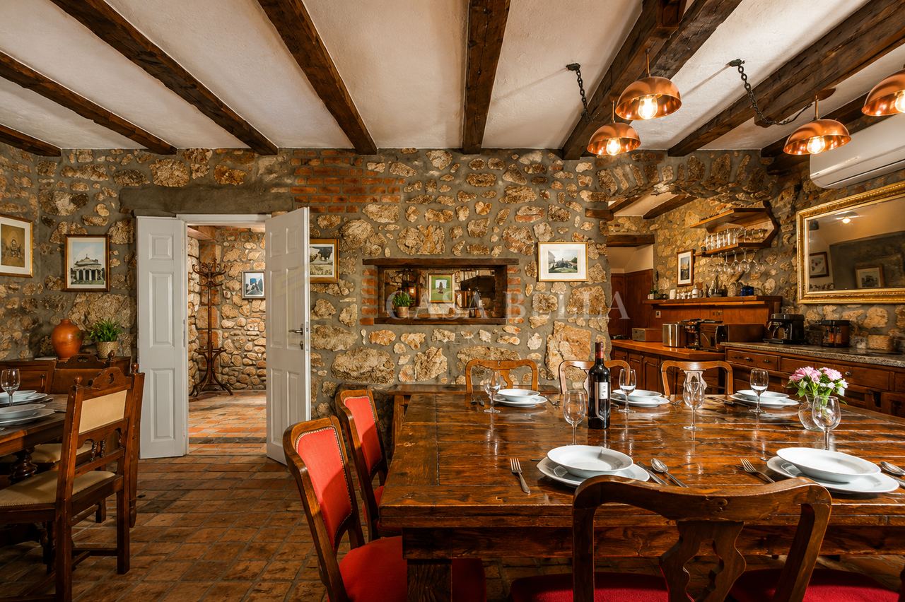 Kuća u Vinodolskoj općini, 215m², 5 soba, slika 5