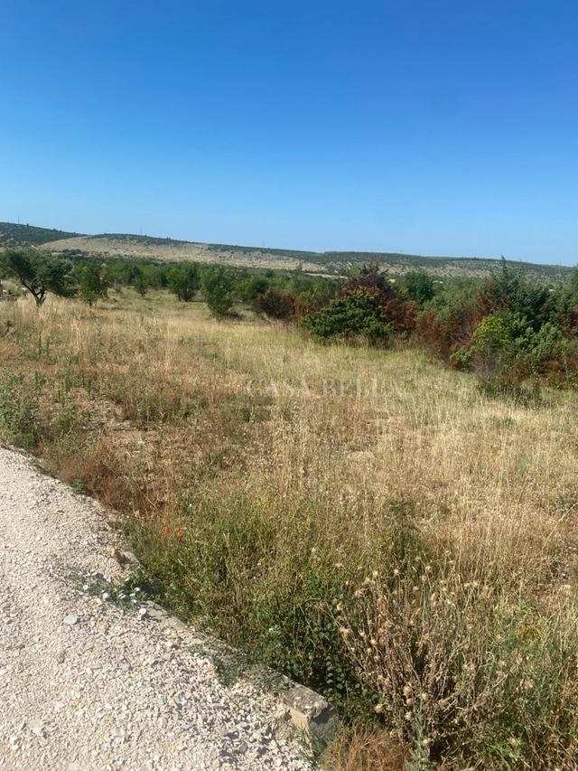 Terreno u Benkovcu, 2070m²