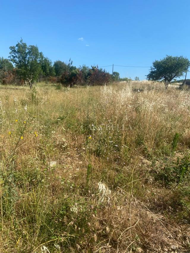 Grundstück u Benkovcu, 2070m², slika 2