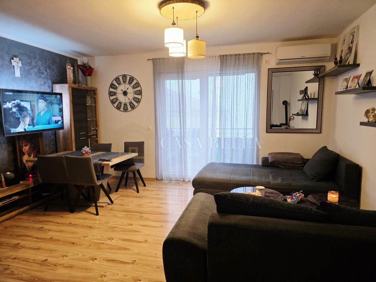 Appartamento u Rijeci, 70m², 2 sobe