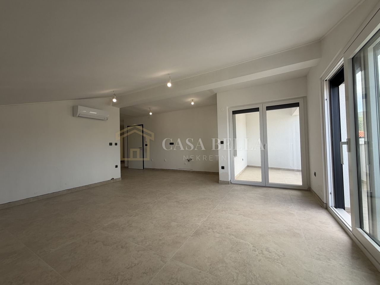 Wohnung u Novi Vinodolskiu, 95m², 3 sobe, slika 3