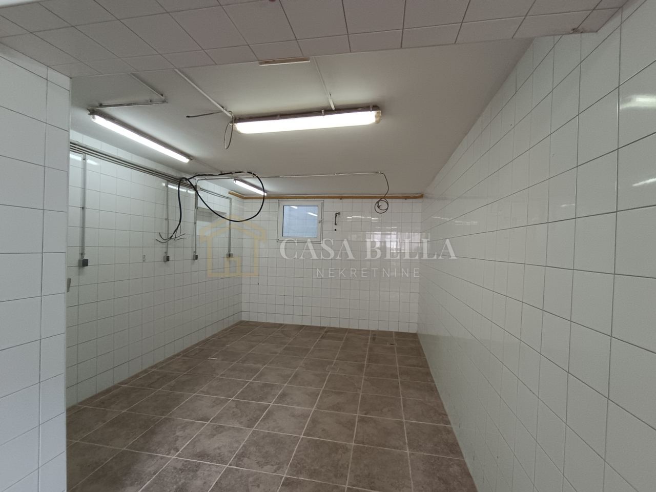 Commercial Space u Donja Dubravi, 100m², slika 2