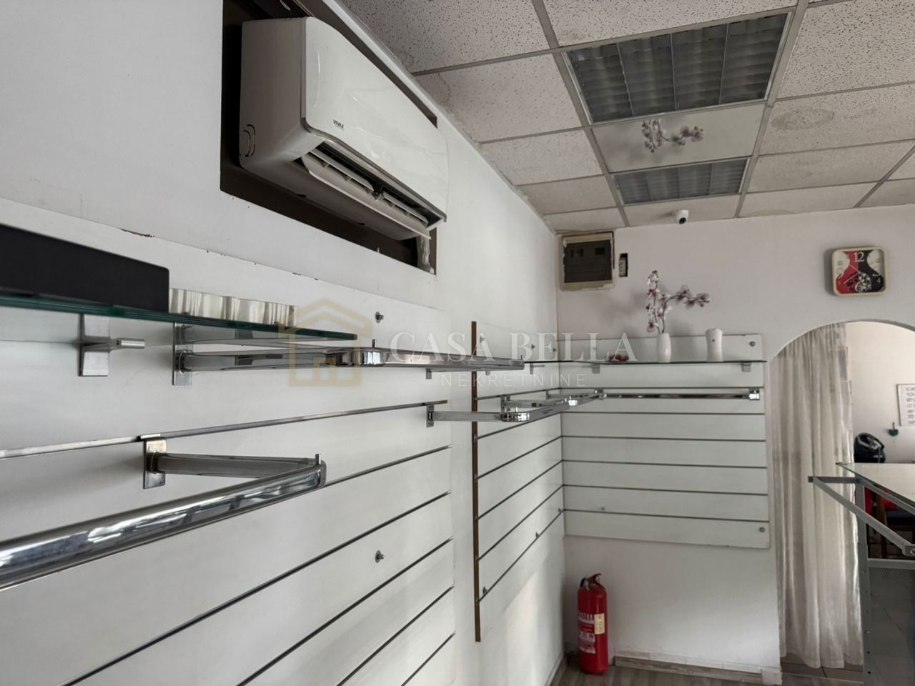 Commercial Space u Sesvetama, 22m²