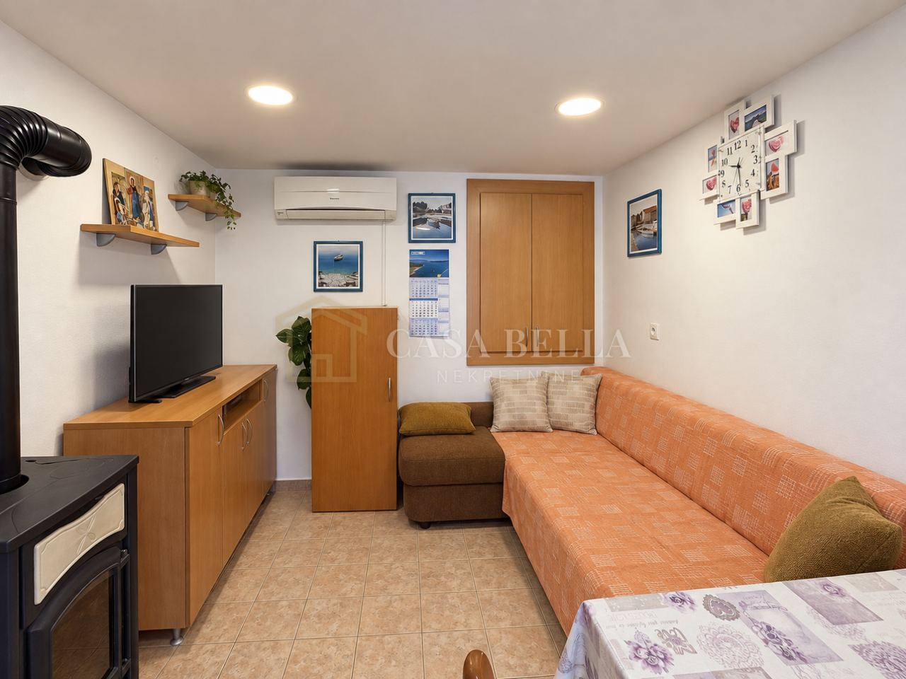 Haus u Dobrinju, 45m², 1 soba, slika 2