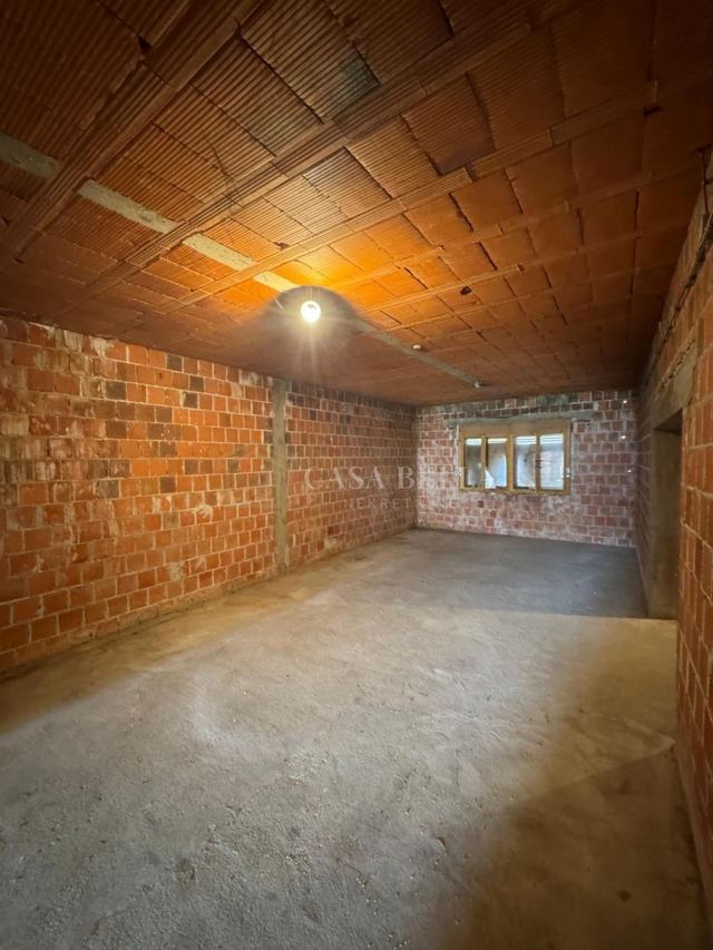 Poslovni Prostor u Gornja Dubravi, 200m², slika 5