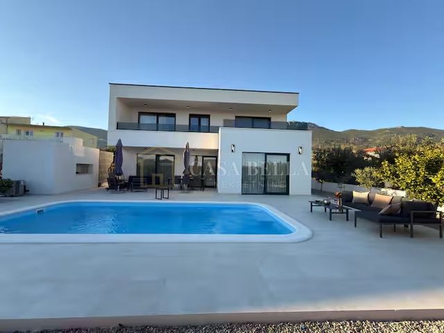 Casa u Kaštelima, 257m², 3 sobe, slika 3