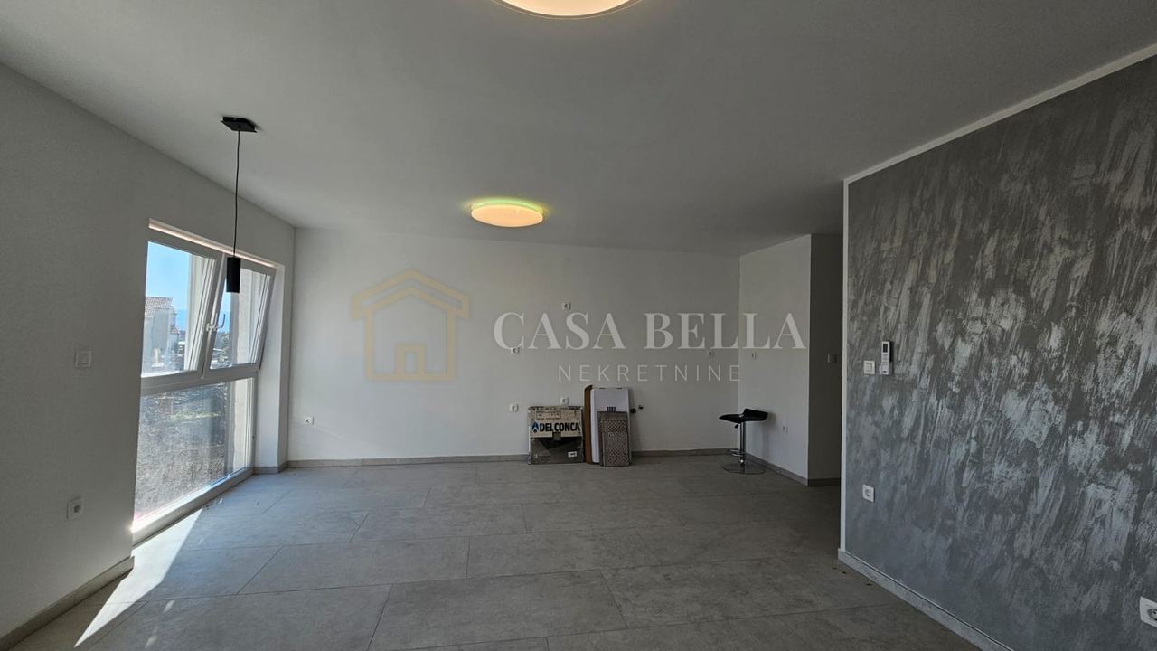 Appartamento u Rijeci, 55m², 1 soba, slika 3