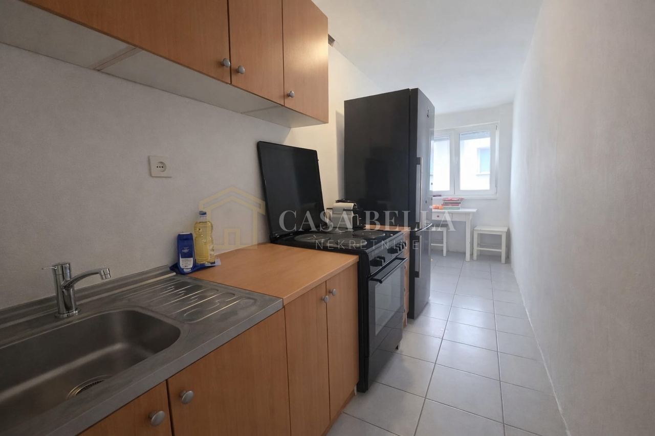 Appartamento u Črnomercu, 57m², 1 soba, slika 2