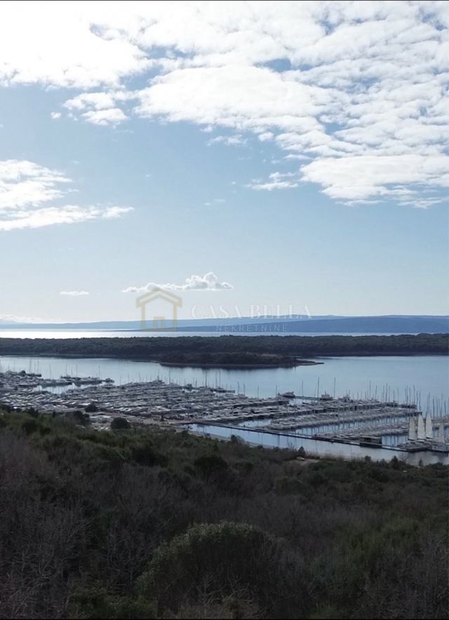 Grundstück u Punatu, 1400m²