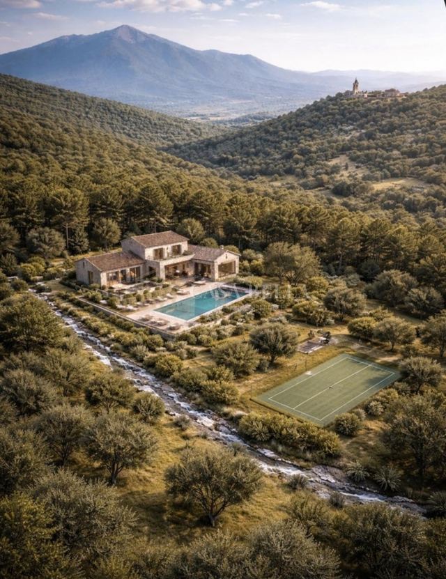 Grundstück u Pićanu, 58000m²