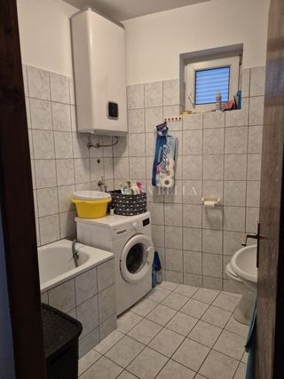 Kuća u Novi Vinodolskiu, 150m², 2 sobe, slika 5