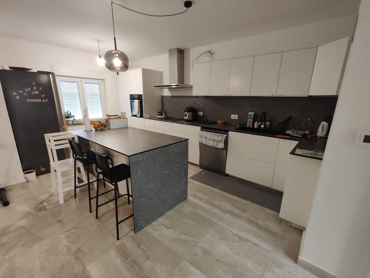 Wohnung u Viškovu, 162m², 4 sobe
