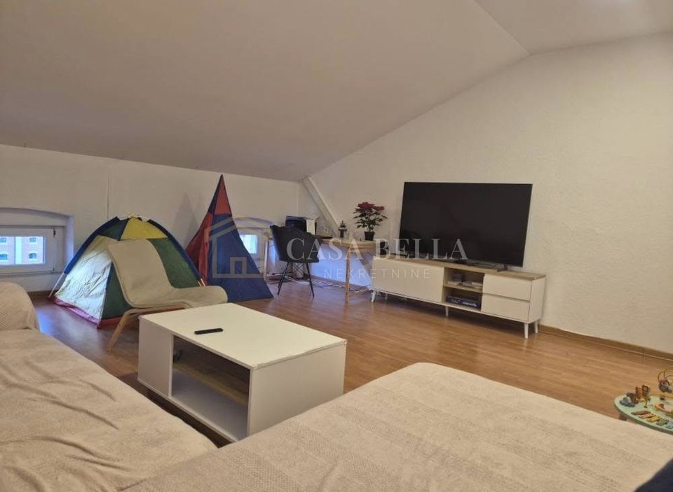 Stan u Rijeci, 105m², 2 sobe