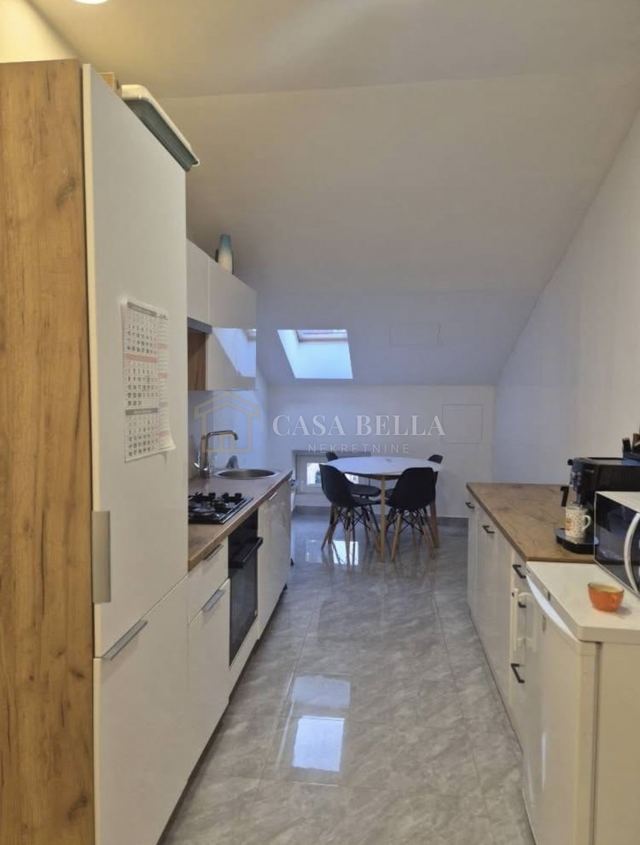Stan u Rijeci, 105m², 2 sobe, slika 2