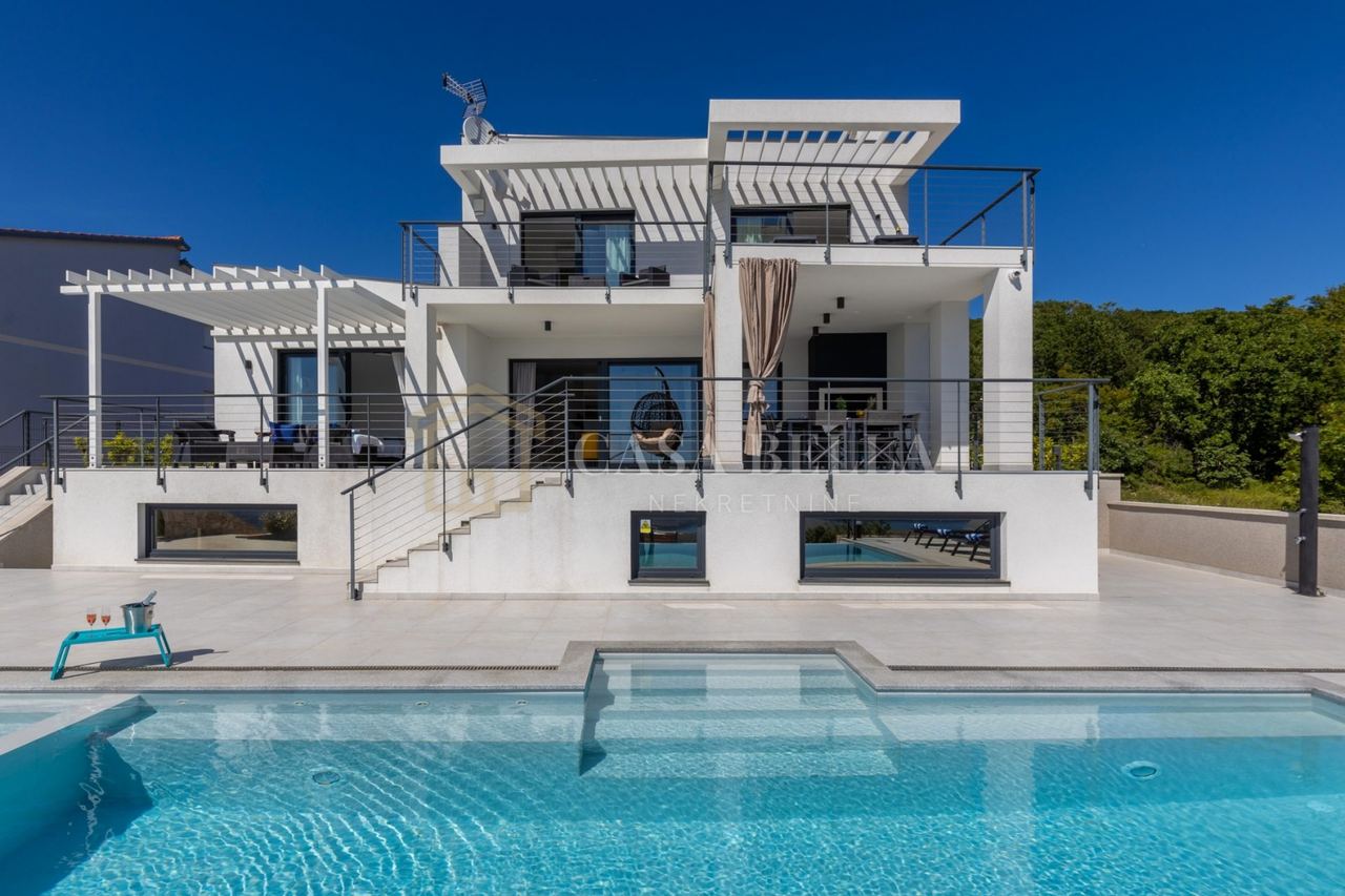 Kuća u Kraljevici, 260m², 3 sobe, slika 3