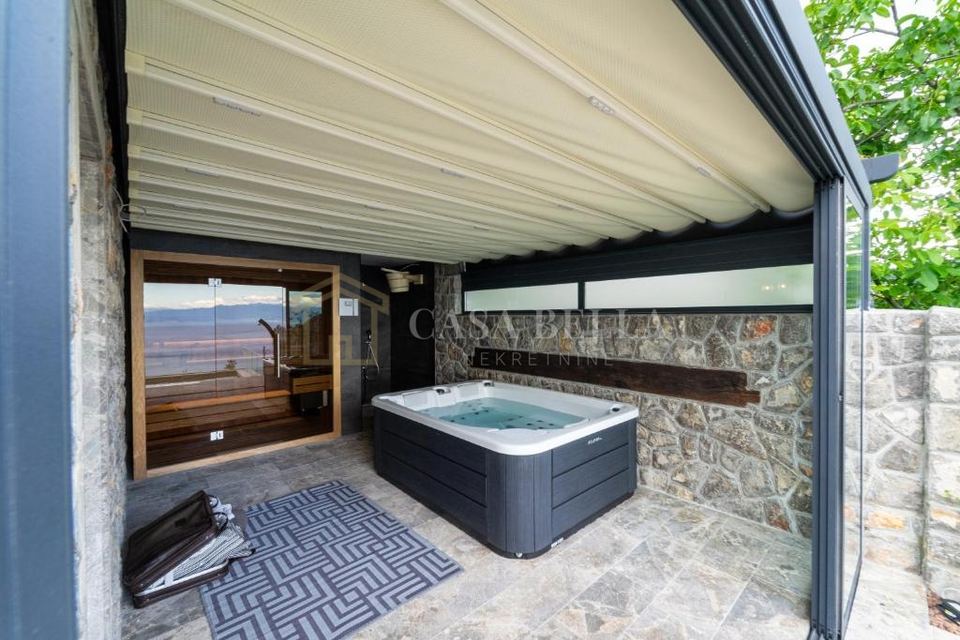 Casa u Opatiji, 250m², 3 sobe, slika 5