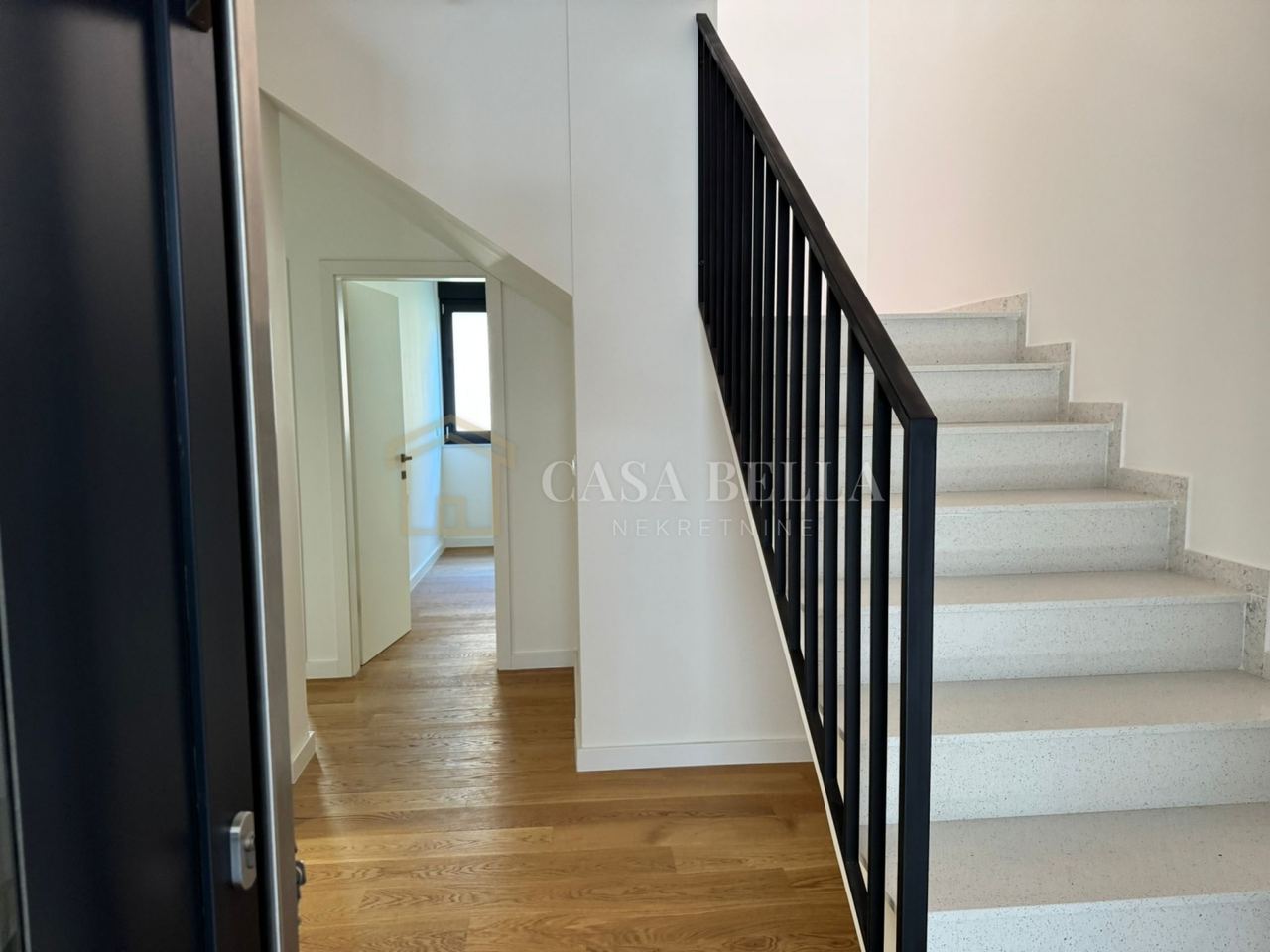 Apartment u Donji Gradu, 106m², 2 sobe, slika 4
