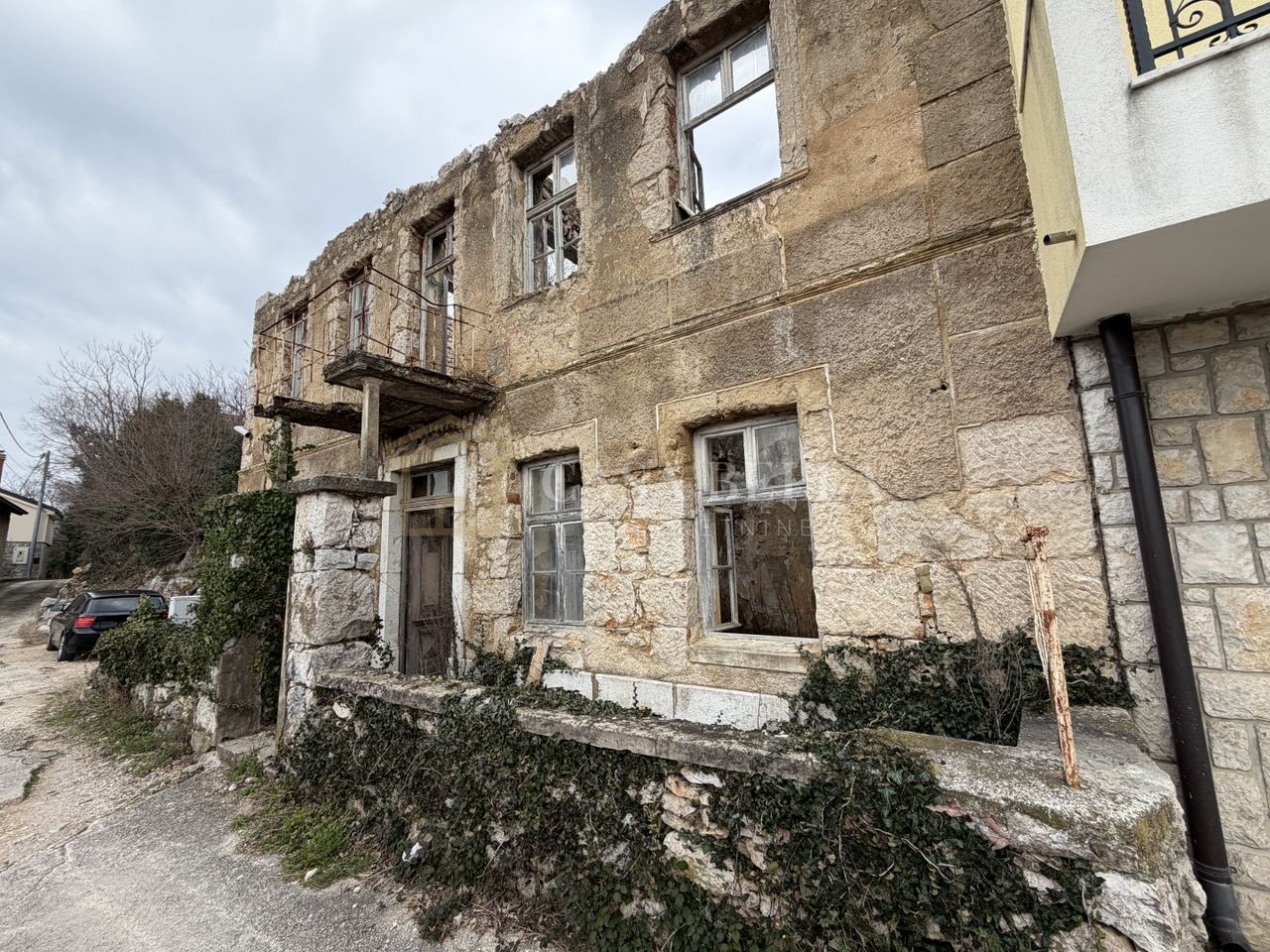 House u Crikvenici, 705m², slika 5