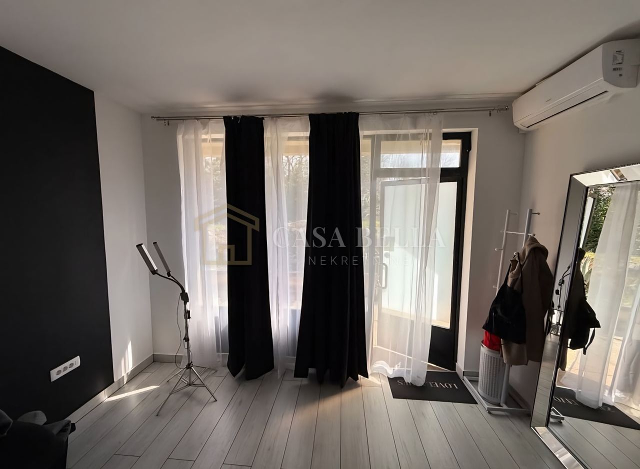 Commercial Space u Rijeci, 20m²