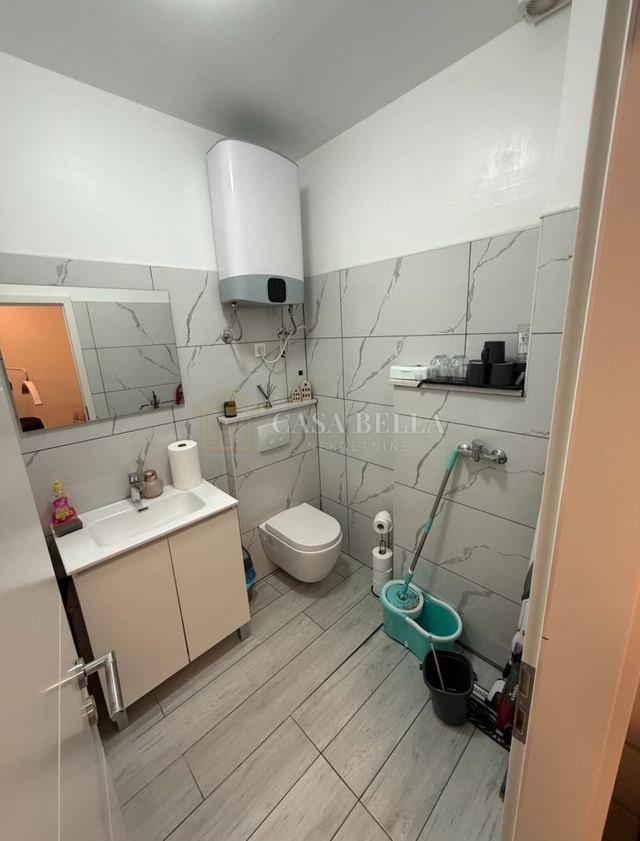 Poslovni Prostor u Rijeci, 20m², slika 5