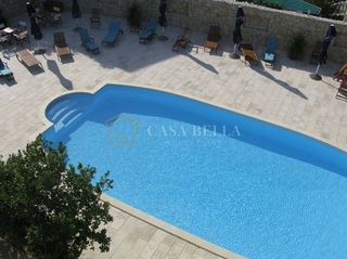 Wohnung u Rabu, 400m², slika 5