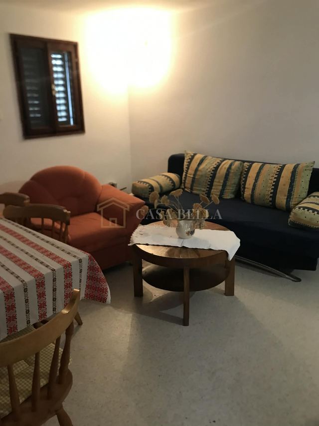 Haus u Cestici, 1100m², slika 4