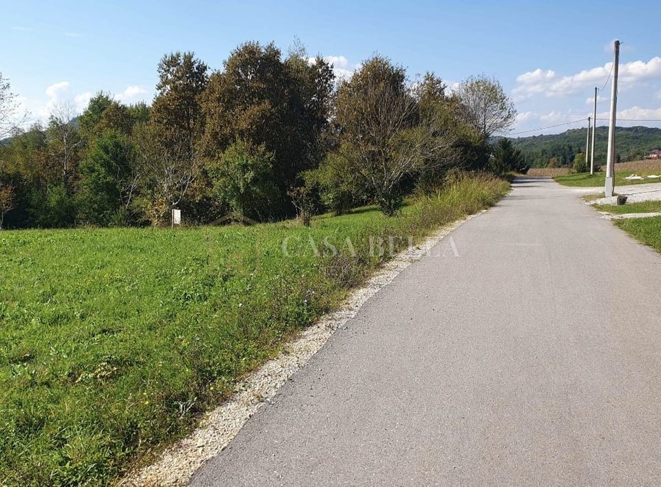 Land u Karlovcu, 5491m², slika 4