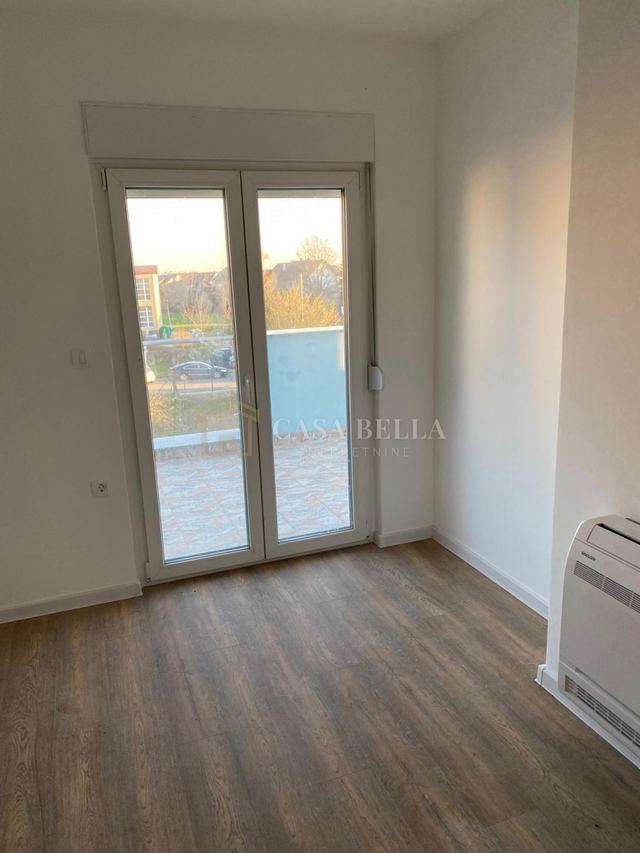Appartamento u Bjelovaru, 94m², 4 sobe