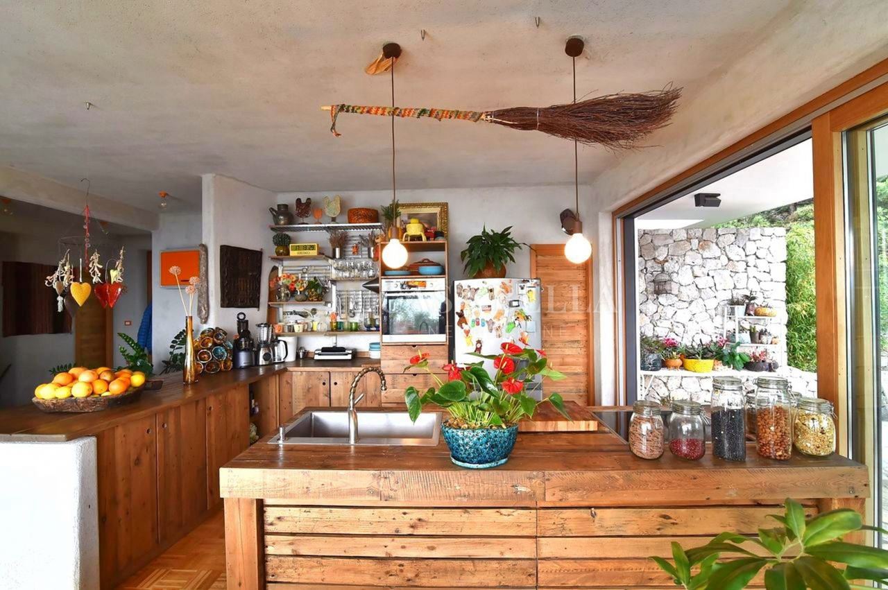 Casa u Kostreni, 170m², 3 sobe, slika 4