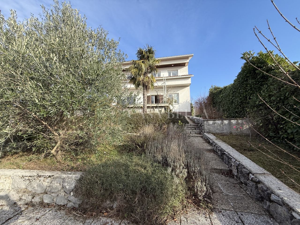 House u Viškovu, 382.08m², 8 soba, slika 3